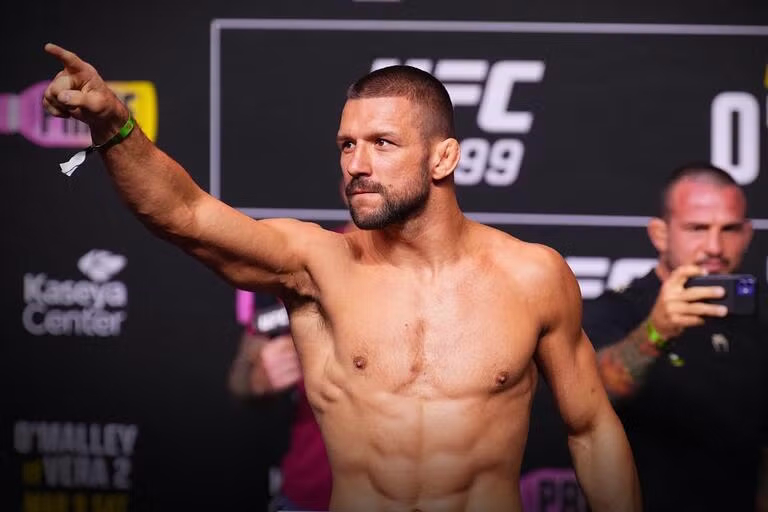 Poľský bojovník Mateusz Gamrot v UFC